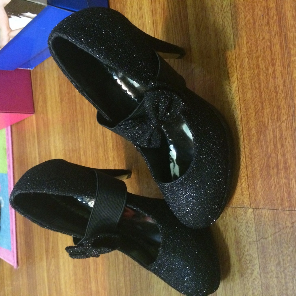 heels, shoes